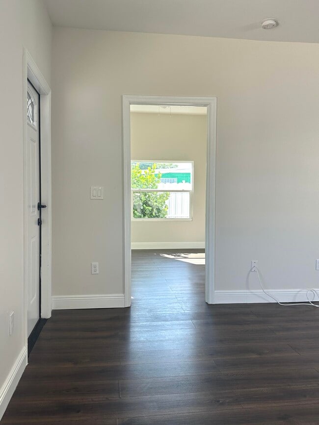 Building Photo - 4107 Virginia Terrace