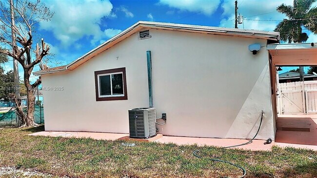 Building Photo - 2310 NW 103rd St