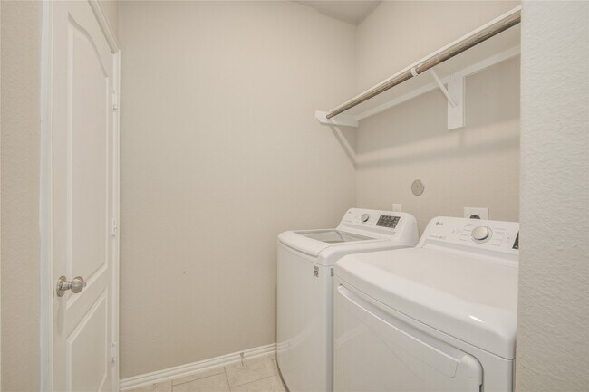 Building Photo - 31319 Palomino Ranch Path