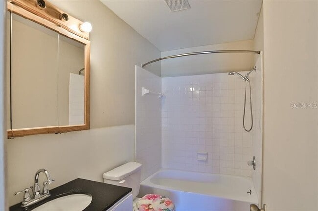 Building Photo - 1202 Coolridge Dr