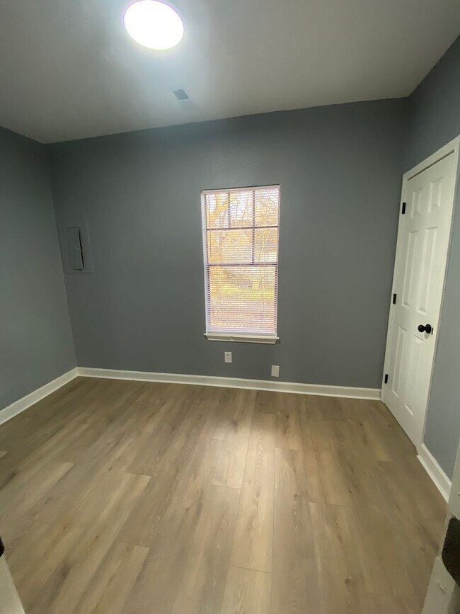 Building Photo - 812/814 N 16th St