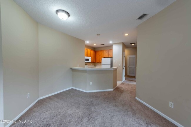 Building Photo - 12301 Kernan Forest Blvd