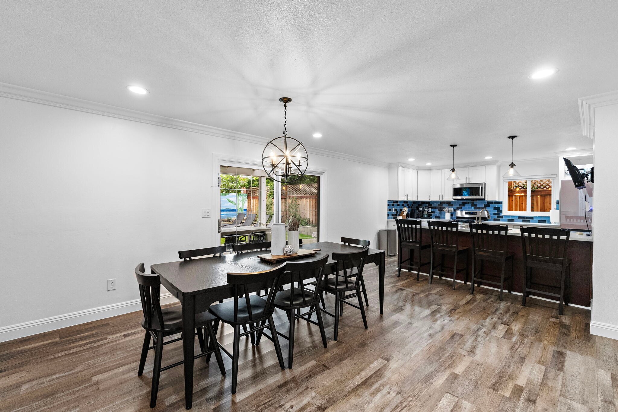 Building Photo - 1581 Baker St