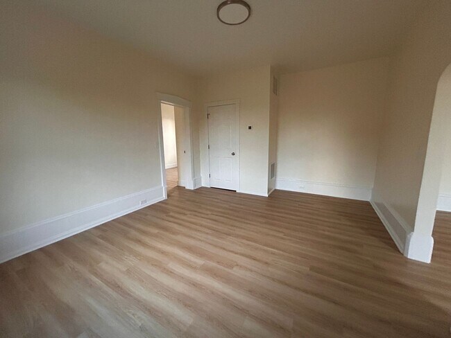 Building Photo - Bright & Spacious 3-Bedroom, 2-Bath Home with Open Concept Living in Lititz