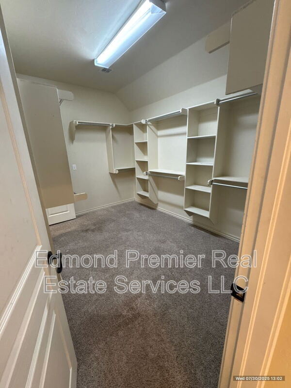 Building Photo - 3024 FireWheel Rd