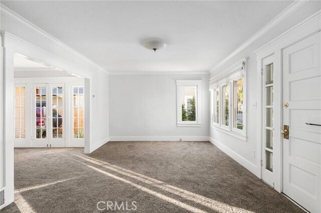 Building Photo - 243 N Grand St