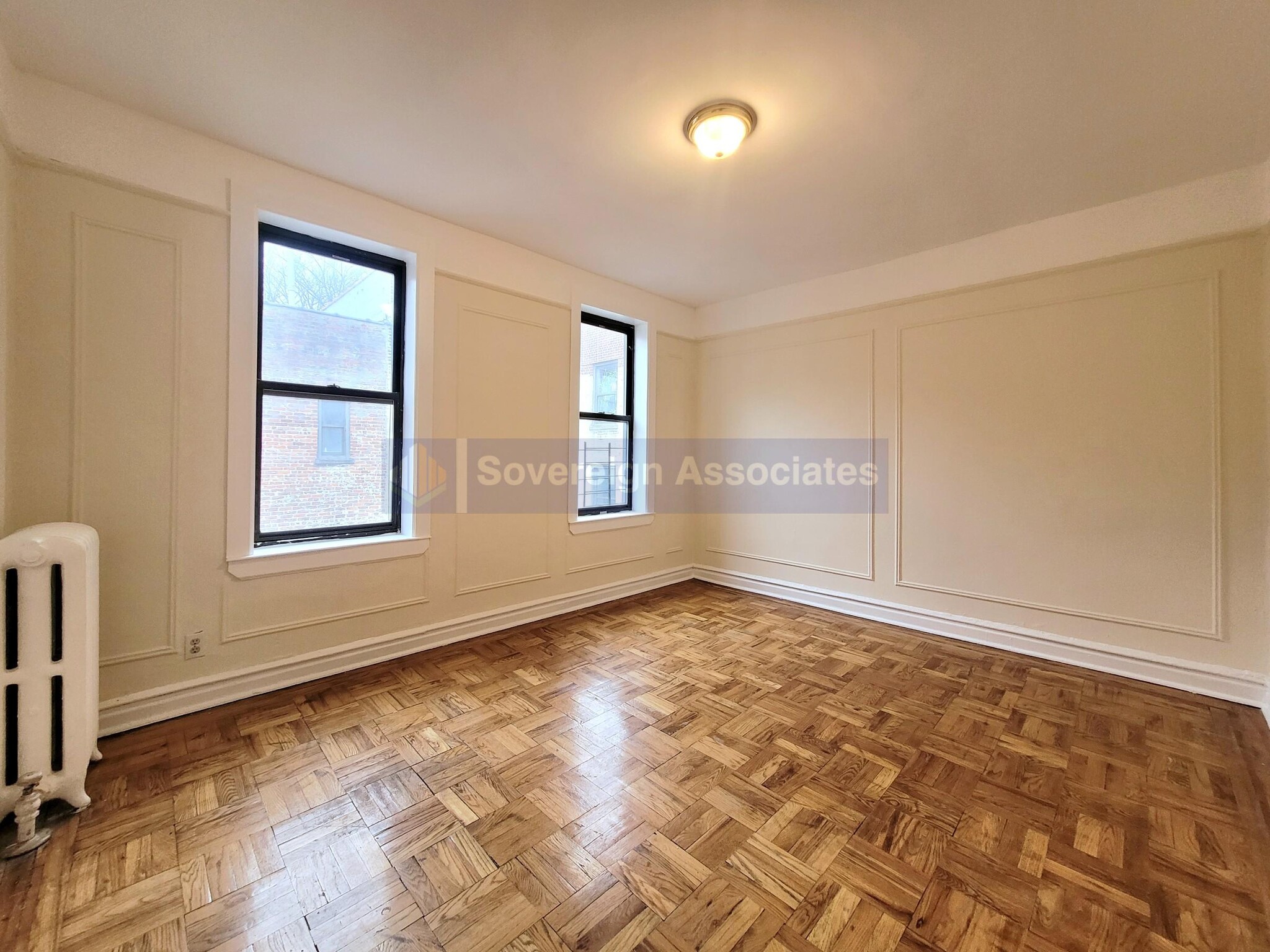 Building Photo - 1803 Riverside Dr