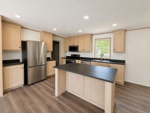 Building Photo - 1403 Red Maple Ln