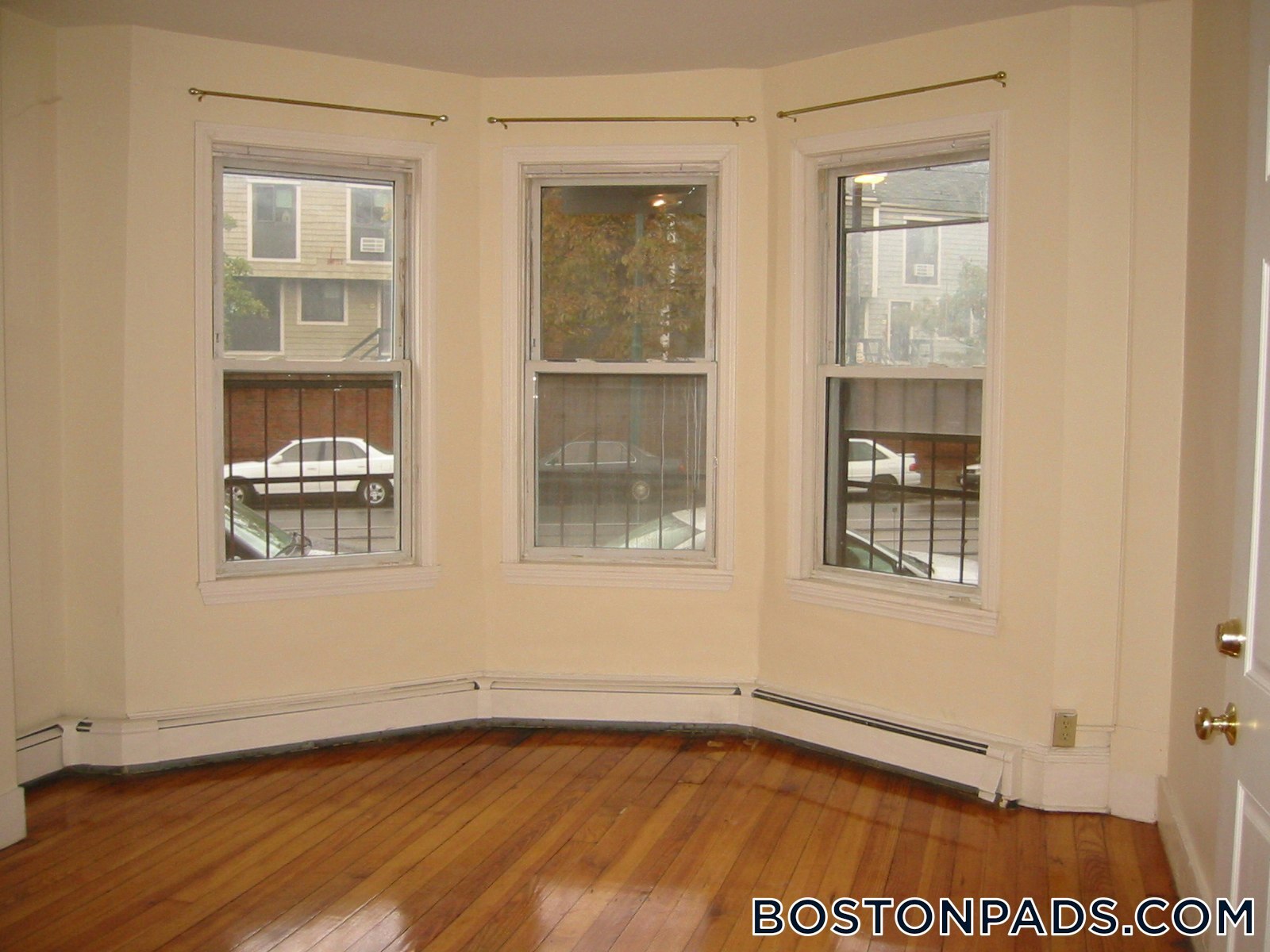 Building Photo - 848 Huntington Ave