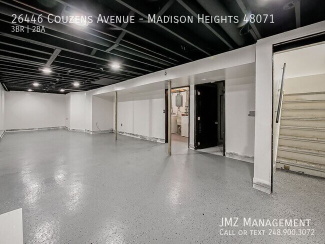 Building Photo - 26446 Couzens Ave