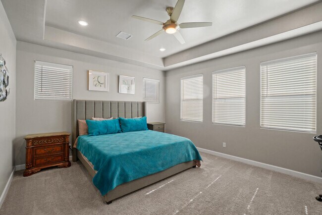 Building Photo - 13432 Emerald Rose Ct