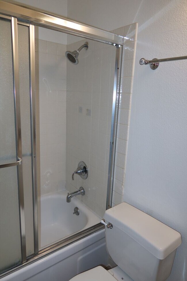 Building Photo - 7374 Farm Dale Wy