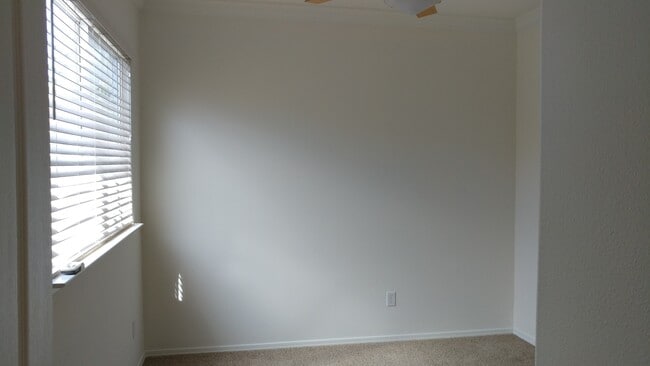 Building Photo - 2-Story home in the gated community of Eur...