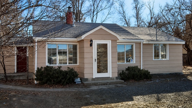 Building Photo - 4570 Arapahoe Ave