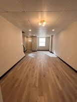 Building Photo - 2710 N Taylor St