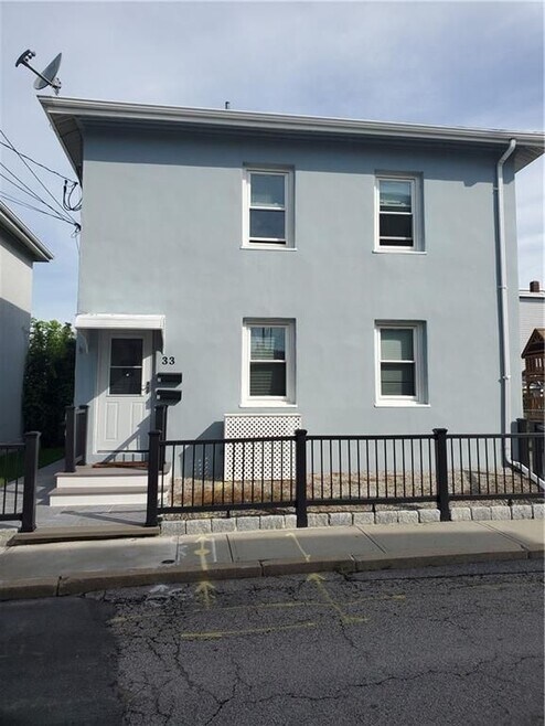 Building Photo - 33 St Elizabeth St