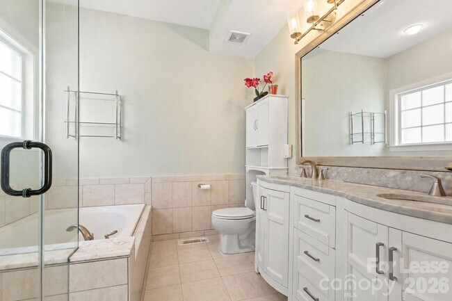 Building Photo - 4442 Huntscroft Ln