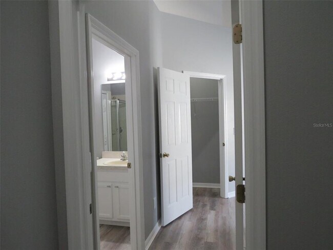 Building Photo - 16625 Palm Spring Dr