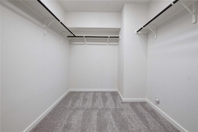 Building Photo - 129 Patrick Herndon Dr