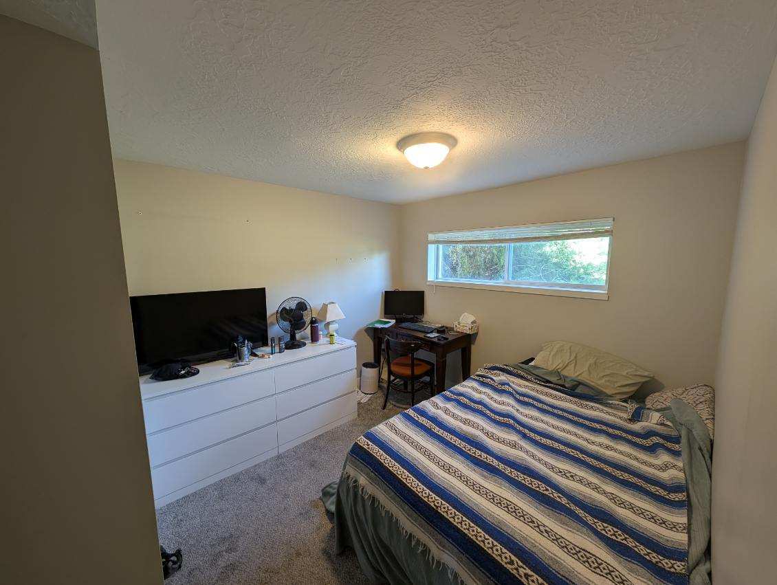 Building Photo - 3747 S 645 E