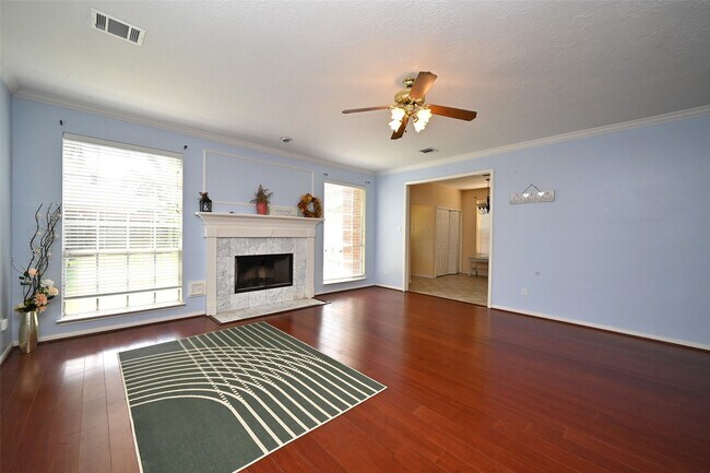 Building Photo - 6419 Sutter Park Ln