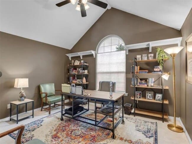 Building Photo - 3818 Dresden Ln