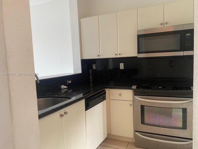 Building Photo - 17630 NW 73rd Ave