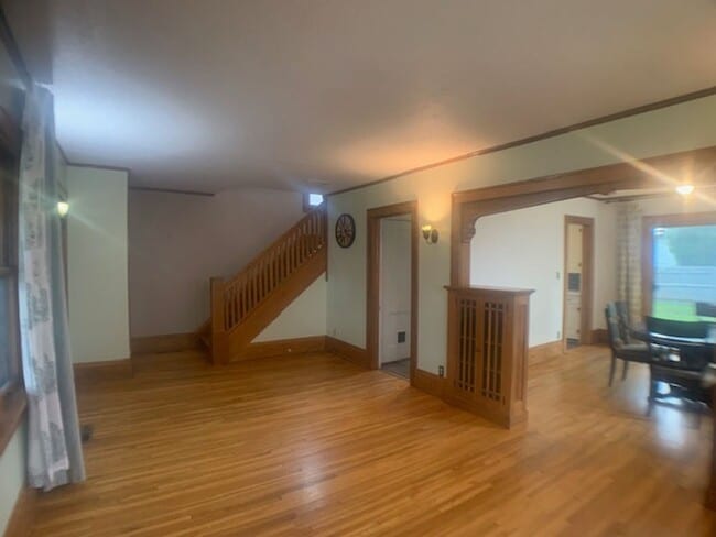 Building Photo - 1428 Snelling Ave N