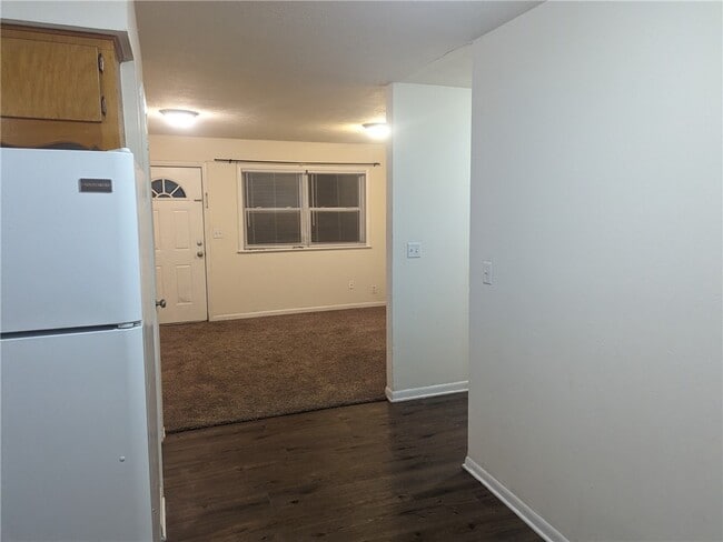 Building Photo - 1908.5 Westwood Ave