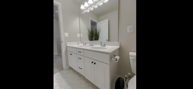 Building Photo - 13311 Windjammer Ct