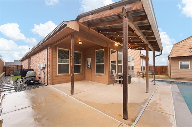 Building Photo - 400 Hidden Lake Ct