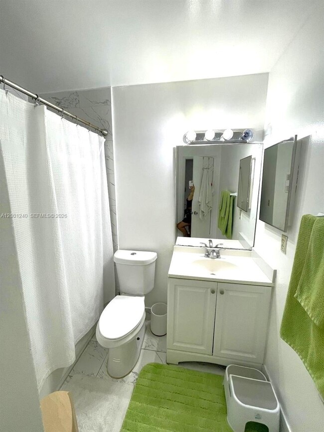 Building Photo - 520 NW 109th Ave