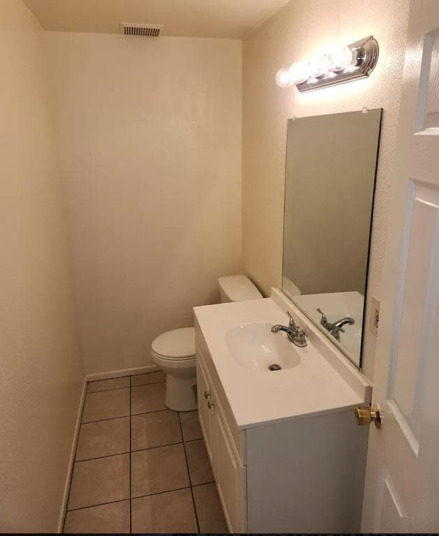 Building Photo - 38710 10th St E