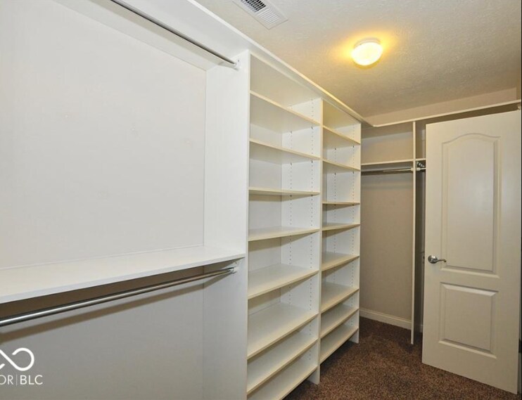 Building Photo - 14080 Plantation Wood Ln