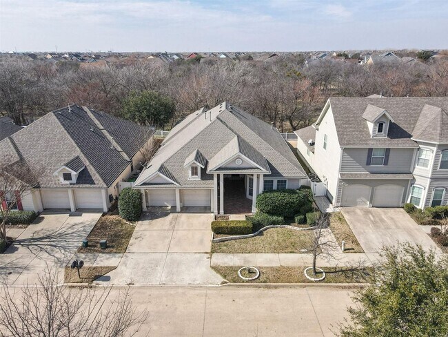 Building Photo - Beautiful house includes oversized covered Front Porch, features 4 Beds, 2 Baths, Study, Gameroom...