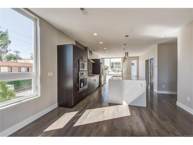 Building Photo - 1725 Eaton St