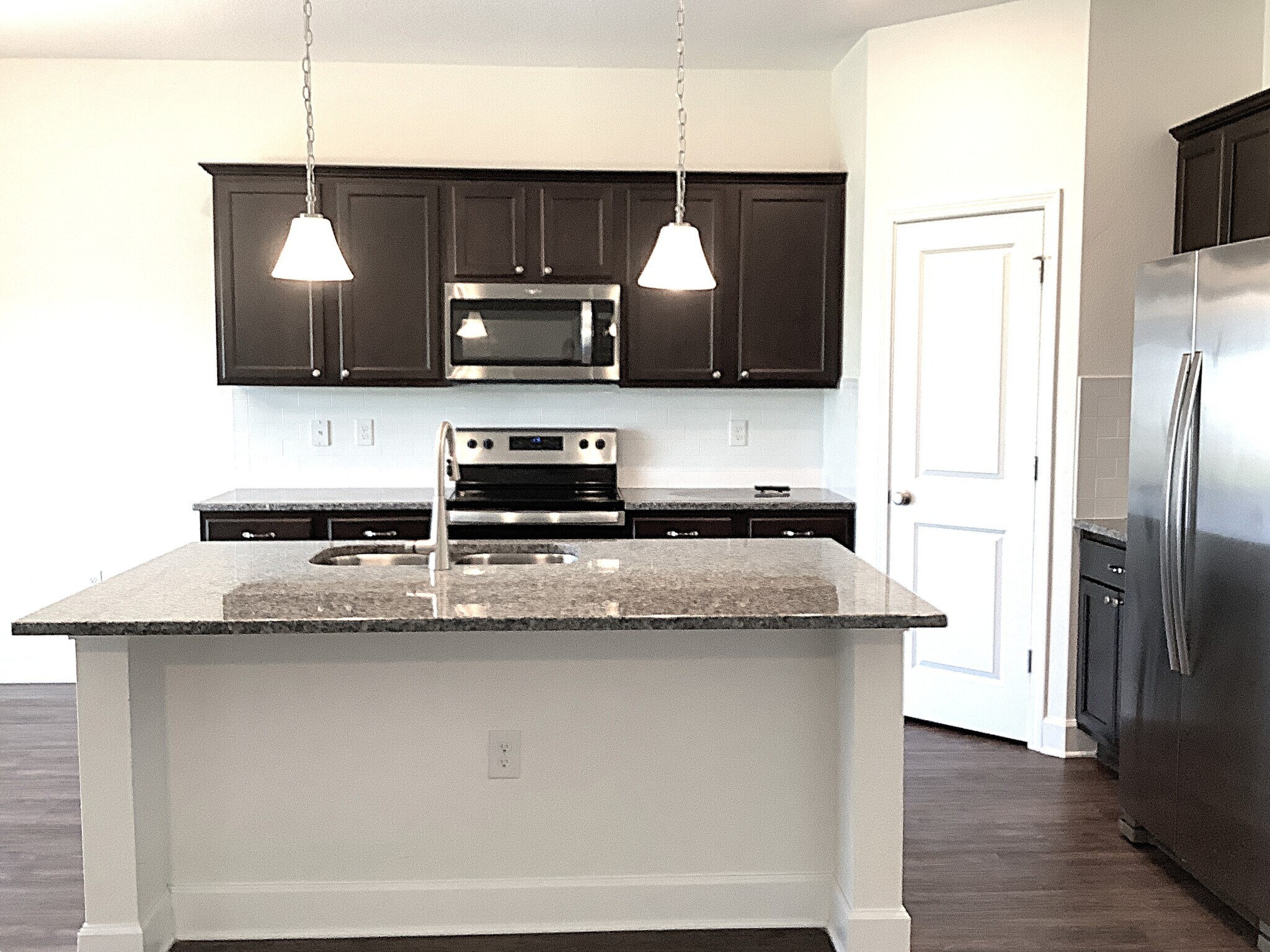 Building Photo - 4540 Reisswood Loop