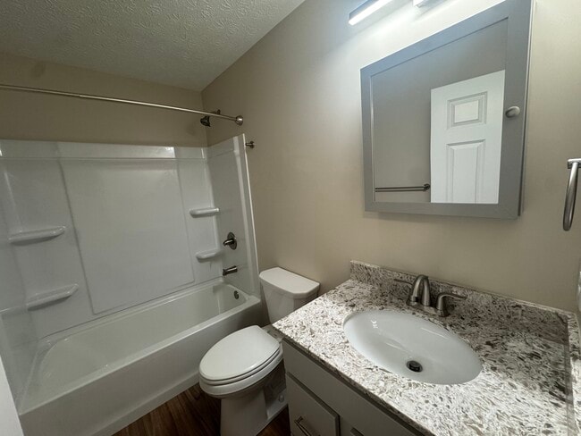 Building Photo - 116 1/2 S Main St - Tipton