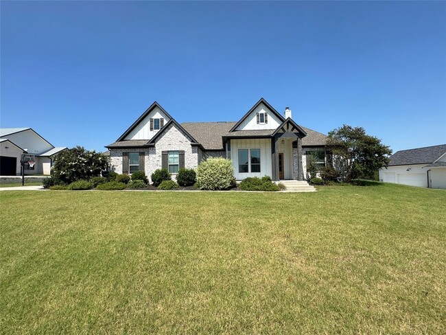 Primary Photo - 197 Blackthorn Dr