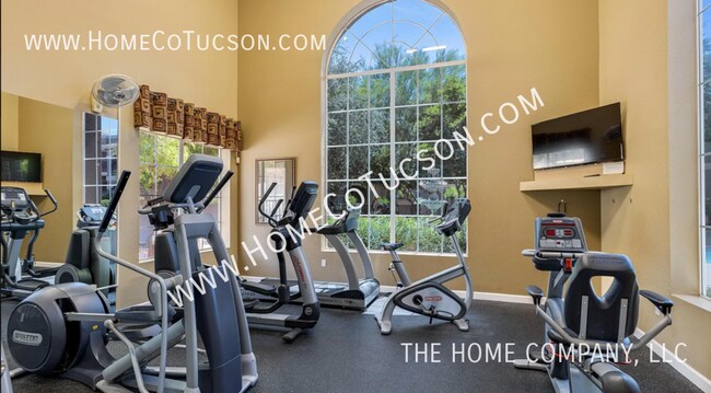 Building Photo - 1500 E Pusch Wilderness Dr