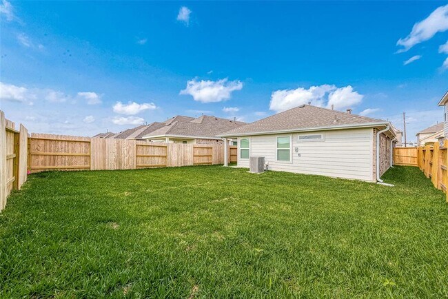 Building Photo - 7538 Coral Ter Dr