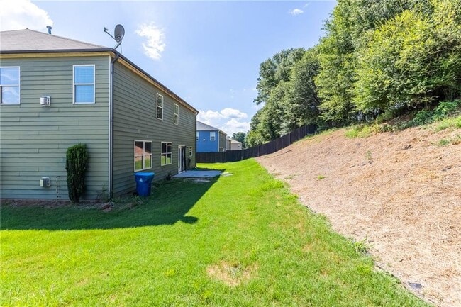 Building Photo - 2340 Cain Cir