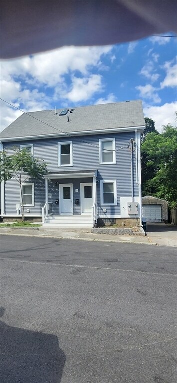 Building Photo - 26 Phillips St