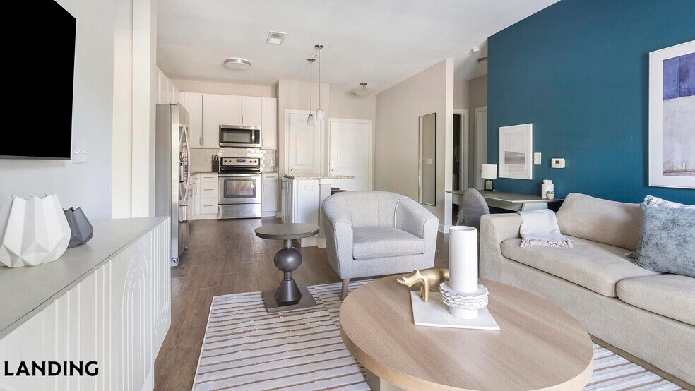 Building Photo - 215 Hunters Lk Wy