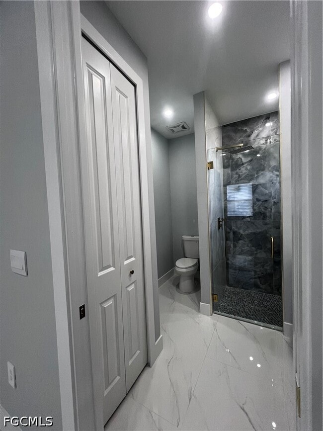 Building Photo - 3311 42nd St SW