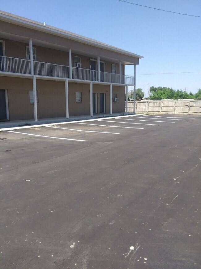 3304 W Hwy 80 3304 W Hwy 80 Big Spring TX 79720 Apartment Finder