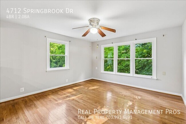 Building Photo - 4712 Springbrook Dr