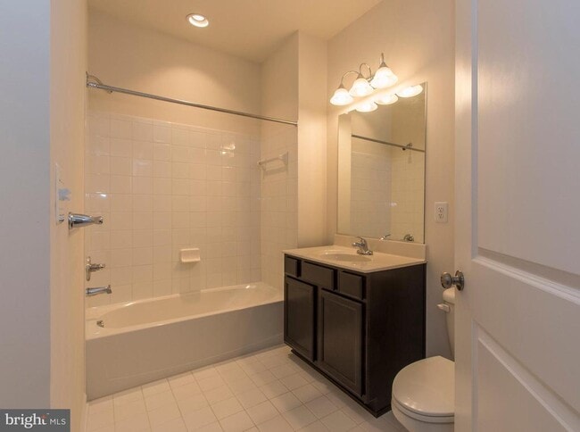 Building Photo - 14337 Potomac Heights Ln