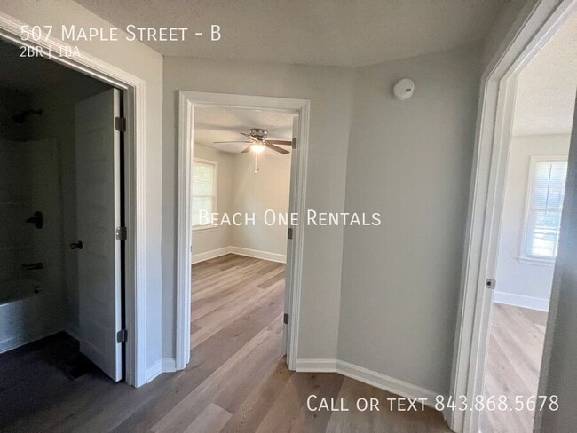 Building Photo - 507 Maple St