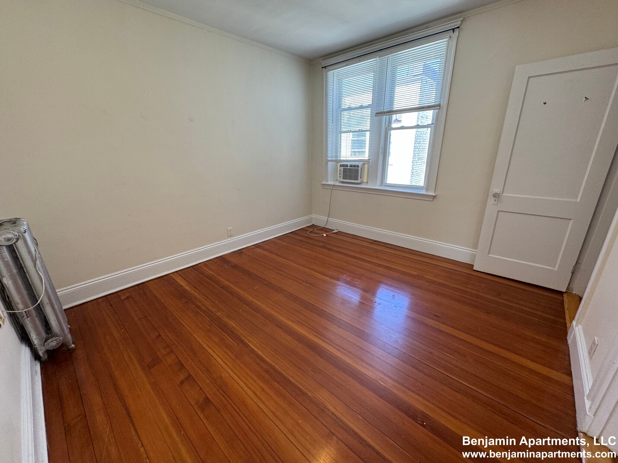 Building Photo - 431 Cambridge St